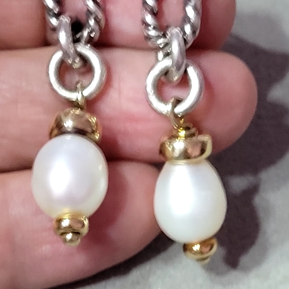 David Yurman Two-Tone Pear Drop Bijoux Earrings - Picture 5 of 7